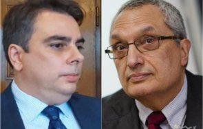 костов предлага диаметрално противоположни неща асен василев иска ппдб останат заедно