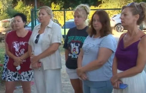 съседският тормоз слънчев бряг продължава хората живеят страх постоянен тормоз