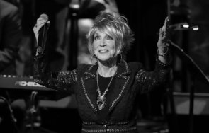 отиде кънтри иконата джийни сийли изпяла култовото парче don’t touch