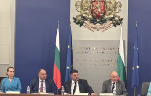 атанас зафиров българия доказва пионер европа грижата децата бежанци 