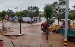 души загинаха наводнения пекин