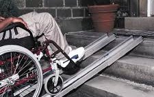 полицаи спасиха дете ударено ток инвалидна рампа