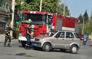 търново джип натресе пожарен автомобил