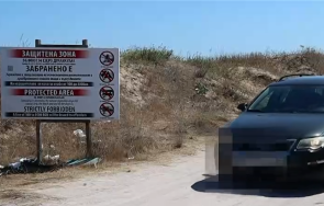 наглост туристи масово паркират колите плажа дуранкулак