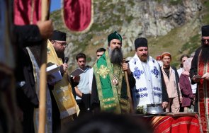 патриарх даниил отслужи водосвет езерото бъбрека рила