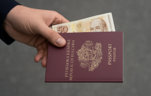 задържан мъж предложил подкуп служители паспортна служба