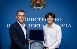 Никола Цолов сред лидерите във Формула 3 по още един показател