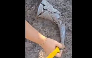 археолози откриха изключително рядък стъклен ритон провадийско