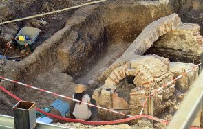 уникална находка археолози разкриха древен некропол центъра софия