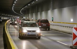 ограничават движението тръбата тунел люлин кулата