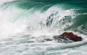 предупреждение жълт код морско вълнение бала бургас вълните стигнат метра