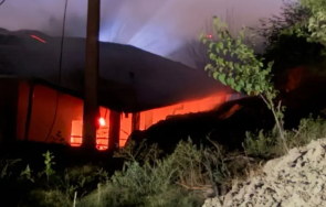 трагедия лясковец мъж изгаряния 100 крави загинаха пожар