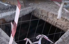 отворена шахта застрашава пешеходци шофьори оживен булевард софия