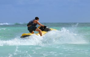 мъж загина сблъсък джет лодка