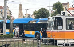 последните минути трамвай тролей сблъскаха софия