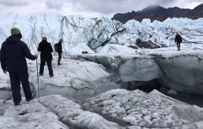 изследовател изчезна потока ледник