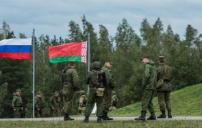 русия беларус започват военни учения докато западът наблюдава тревога