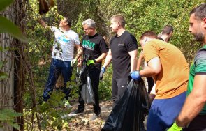 кметът живко тодоров връщаме хората заградения терен парка три чучура север снимки