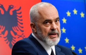 вярване премиерът албания назначи министър създаден изкуствен интелект