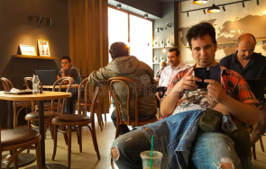 комшиите един трима младежи турция нито учат нито работят