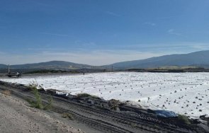 покривка предотвратява запрашаването перник ветрове