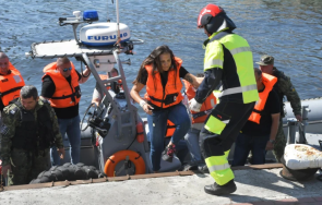 разиграха спасителна операция кея бургас