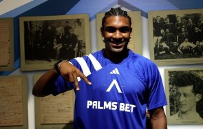 заливат левски оферти защитник