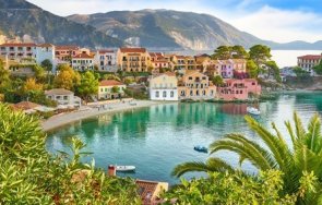 100 земетресения часа гръцки остров туристите избягаха