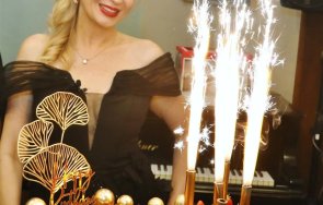 водеща събра средства подкрепа майчинството чрд