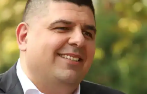 дебелия плавник село кошари отново лъже