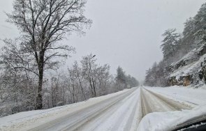 сняг натрупа турския черноморски окръг ризе