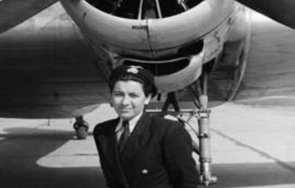 откриха паметник първата нас жена пилот родното село