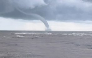 екстремно време смерч вилня морето царево снимка