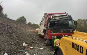 смачкан тир счупени знаци катастрофа ботевград