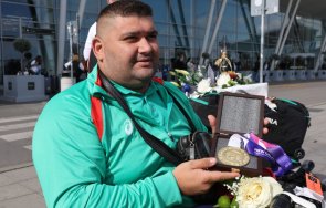 1445 горещо пик легендата ружди ружди първи думи шестата световна титла живо