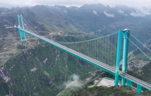 отвориха движение високия мост света видео