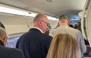 пример докато радев движи тежък кортеж наркобарон премиерът желязков взе редовен полет гражданите изумени снимка