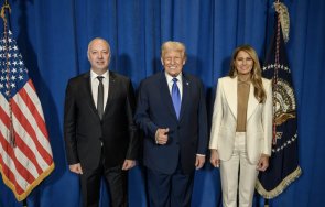 пик нова гореща версия снимката премиера желязков восъчния президент сащ кадри живите тръмпови