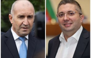 нанков извади срамни документи езикът омразата визитната картичка радев пита чувалите пътя копринката