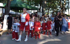 ексклузивно фестивалът занаятите превърна козлодуй център традициите обичаите снимки