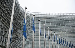 удължава санкциите руски граждани организации свързани хибридни дейности