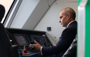 гроздан караджов 100 бързите влакове вече обслужват локомотиви siemens smartron  снимки