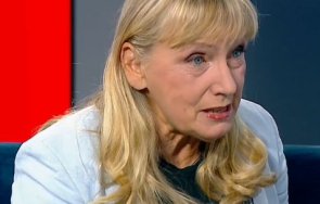 елена йончева българската власт прави всичко възможно върнат задържания израел българин добро здраве