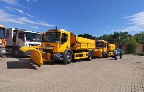 нова техника чисти снега пловдив зимата