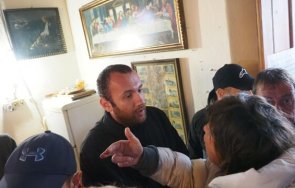 жителите долни богров разбунтуваха нежелан свещеник