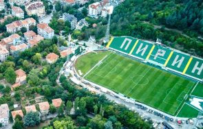 заради финансова криза футболисти отказаха тренират без заплати
