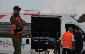 хамас предаде заложниците червения кръст сред тях български гражданин