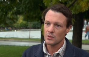 българинът флотилията сумуд израелските командоси влачиха земята държаха затвор пустинята