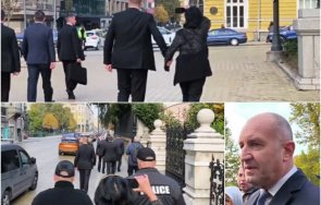 мълния пик вижте каква жалка гледка президентът румен радев четирима гардове нсо двама полицаи пазят жена телефон видео