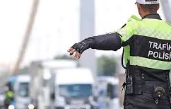 турция вадят пътните полицаи храстите премахват знаците хранилки